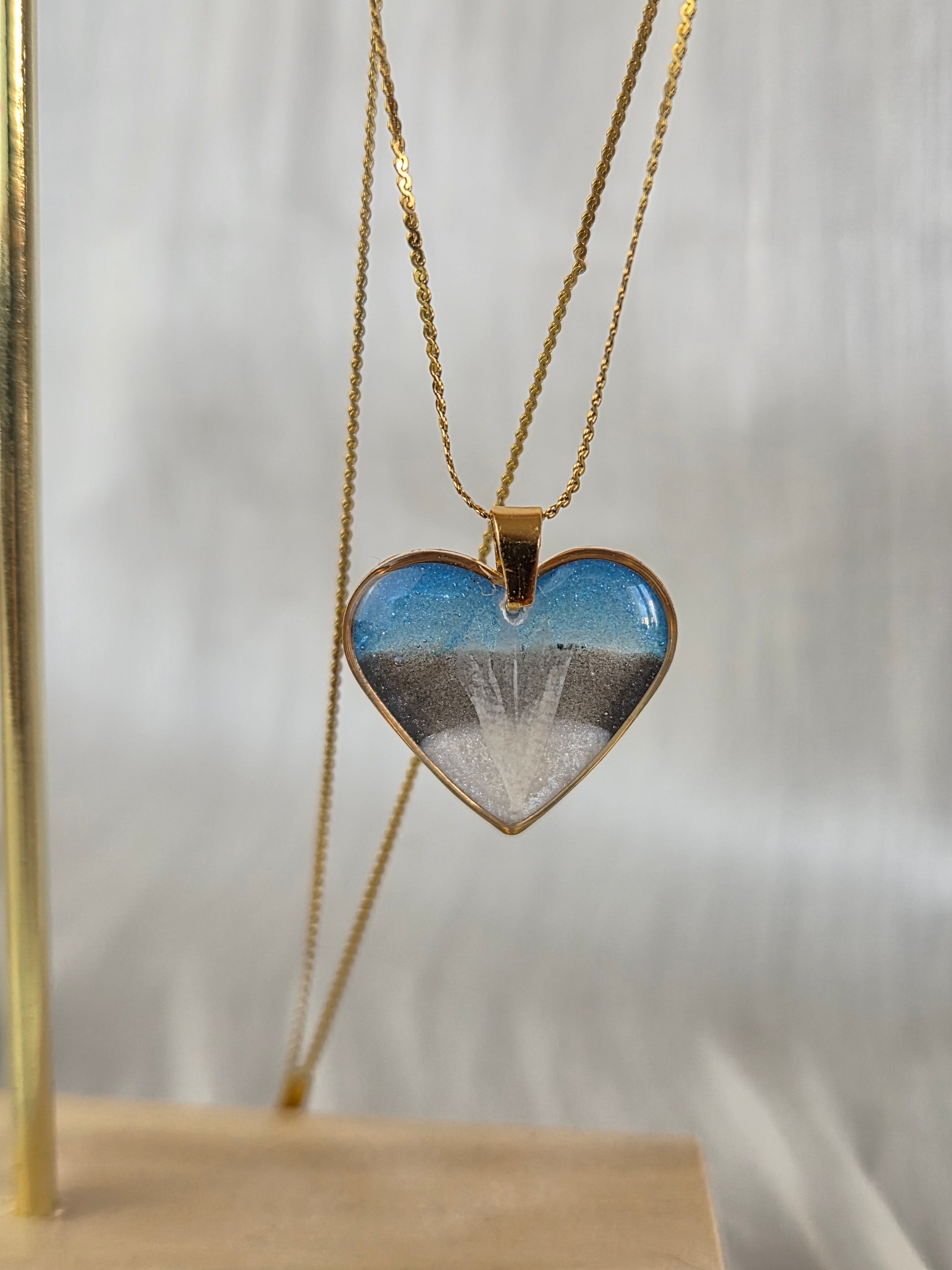 Estonian Flag Heart Necklace with Real Cornflower