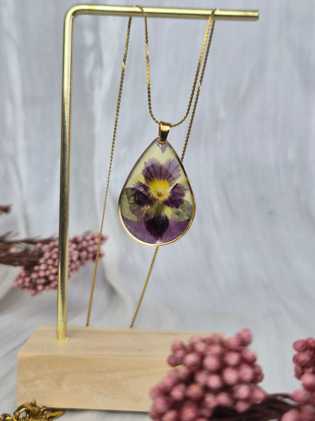 Real Pansy Resin Pendant