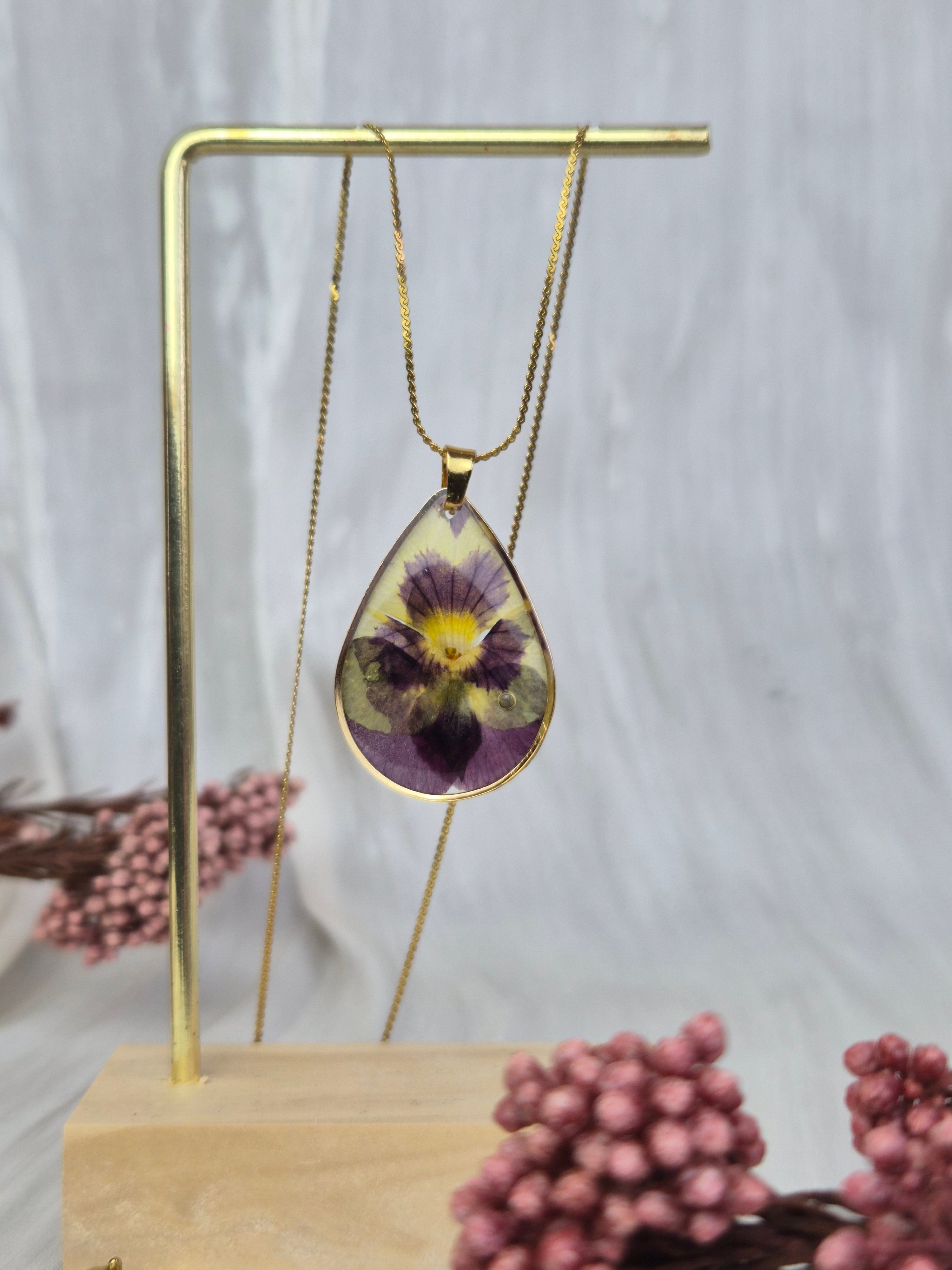 Real Pansy Resin Pendant