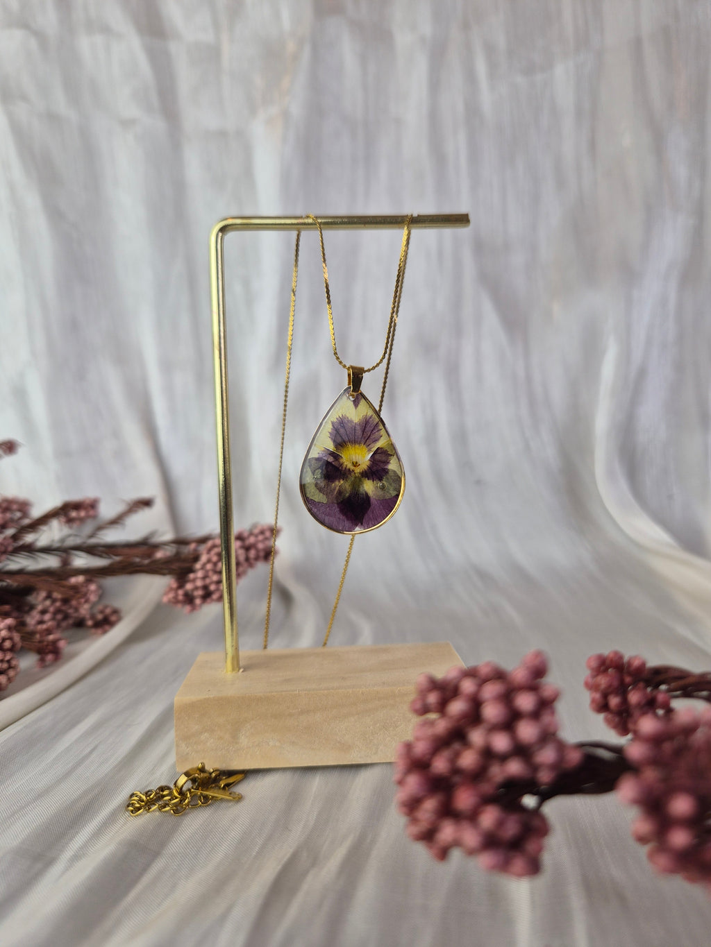Real Pansy Resin Pendant