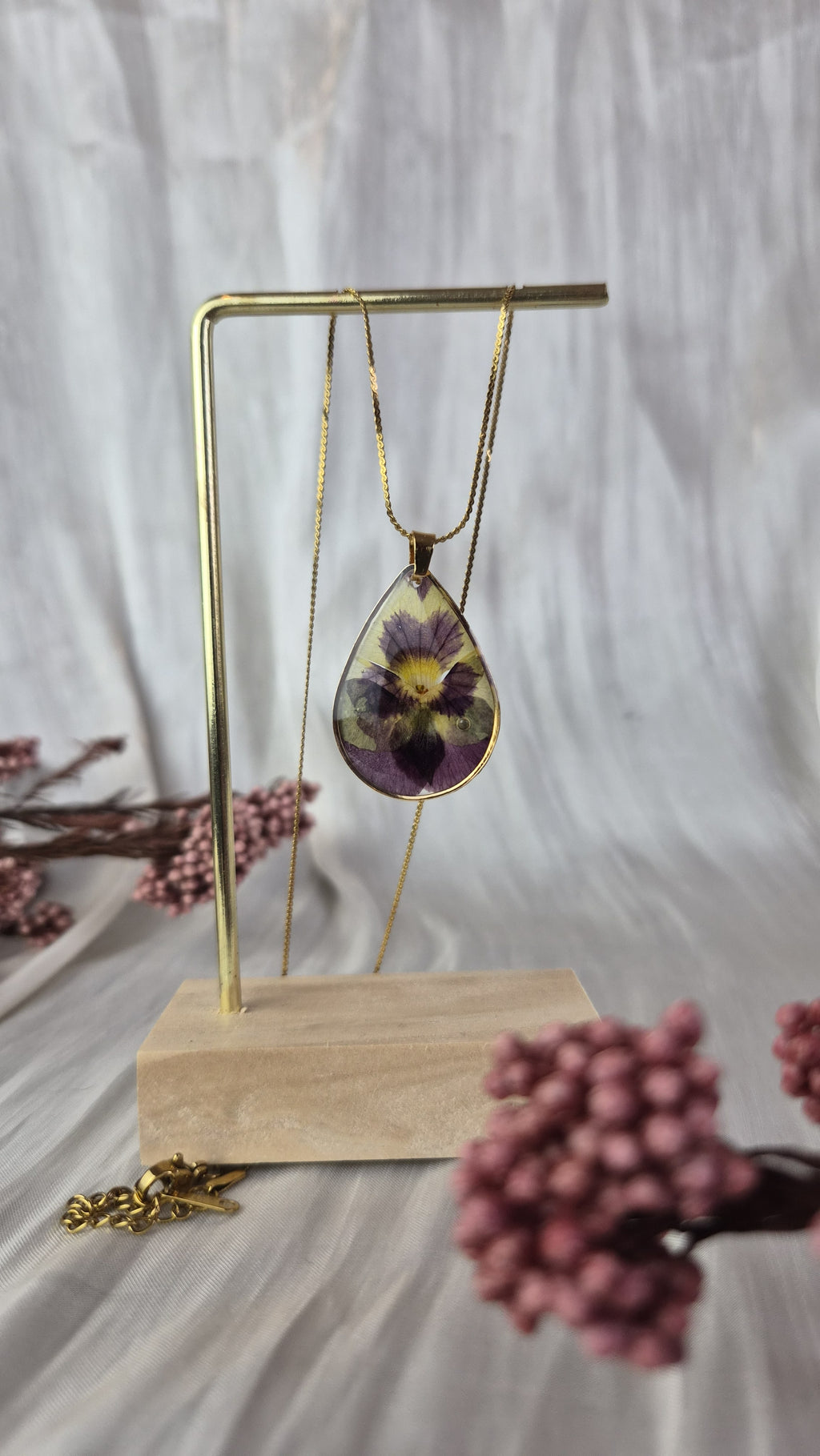Real Pansy Resin Pendant