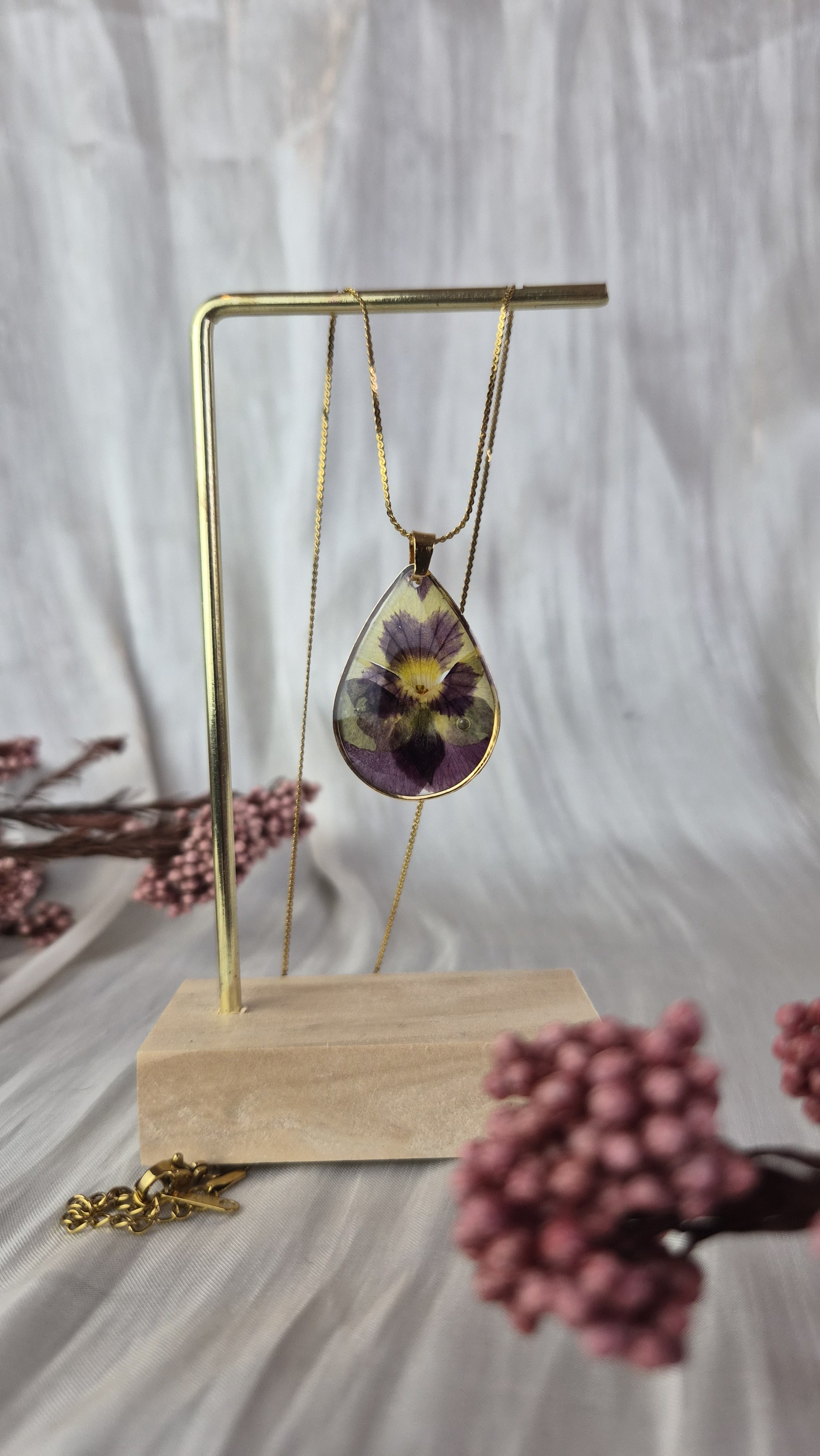 Real Pansy Resin Pendant